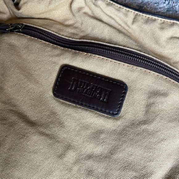Genuine Vintage DULUTH Canvas and Brown Leather Messenger Bag Crossbody - Picture 2 of 6